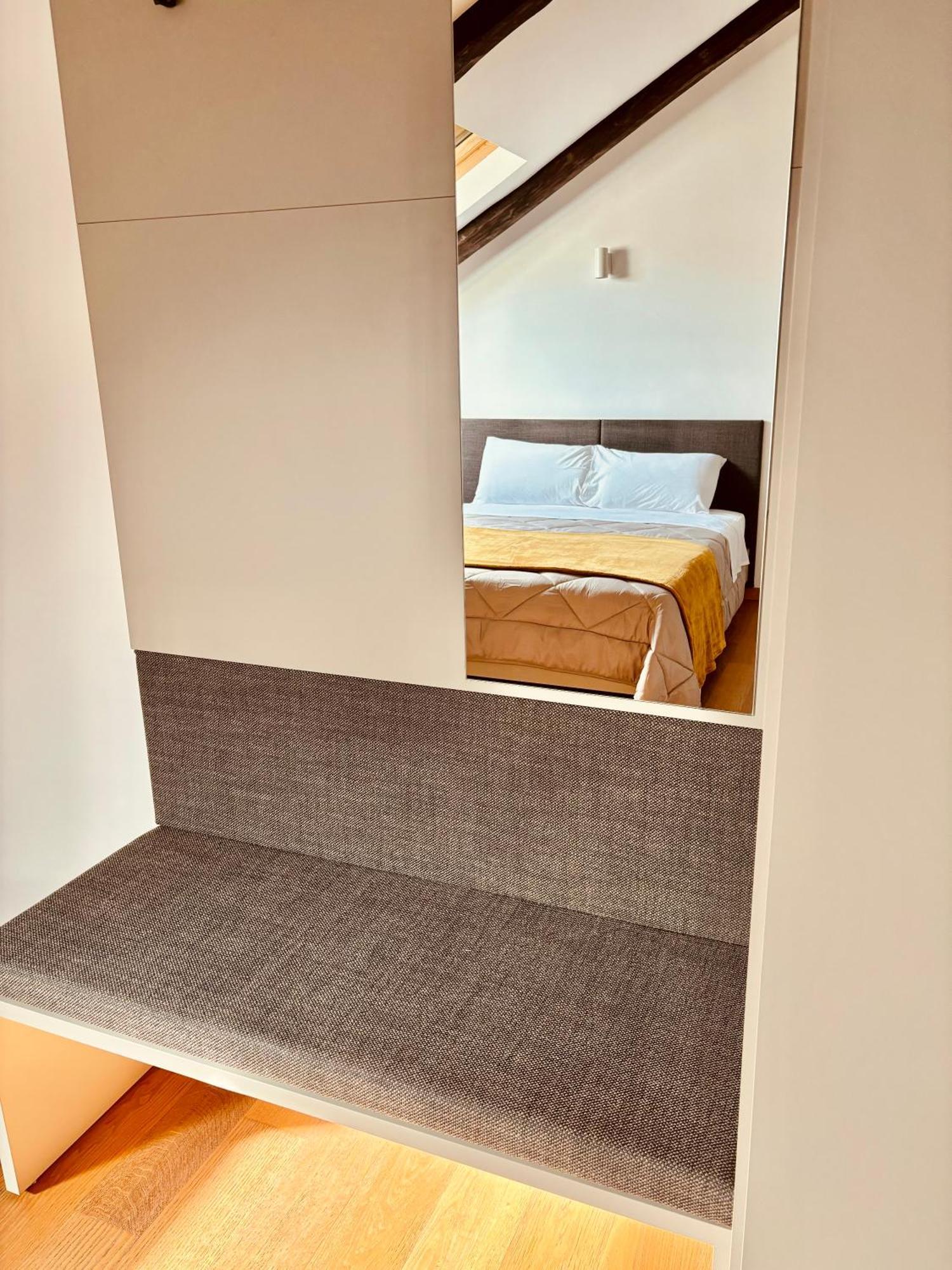 Unonoveuno Luxury Apartment Napoli Ngoại thất bức ảnh